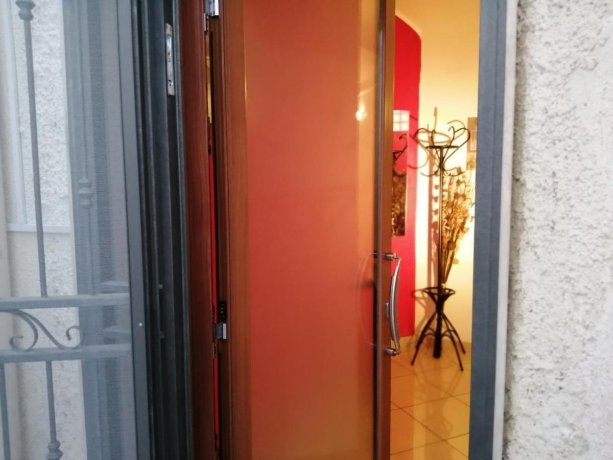 Dependance Red House - Affitti Brevi Italia Appartement Manfredonia Buitenkant foto